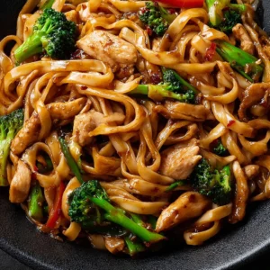Savor Spicy Sichuan Pepper Chicken Noodles in 20 Minutes